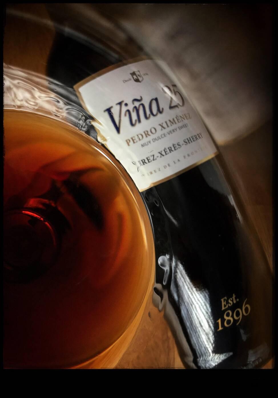Lustau Viña 25 Pedro Ximénez Sherry