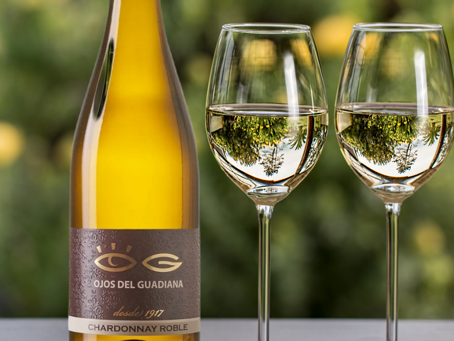 Ojos Del Guadiana Chardonnay Roble white, 2024