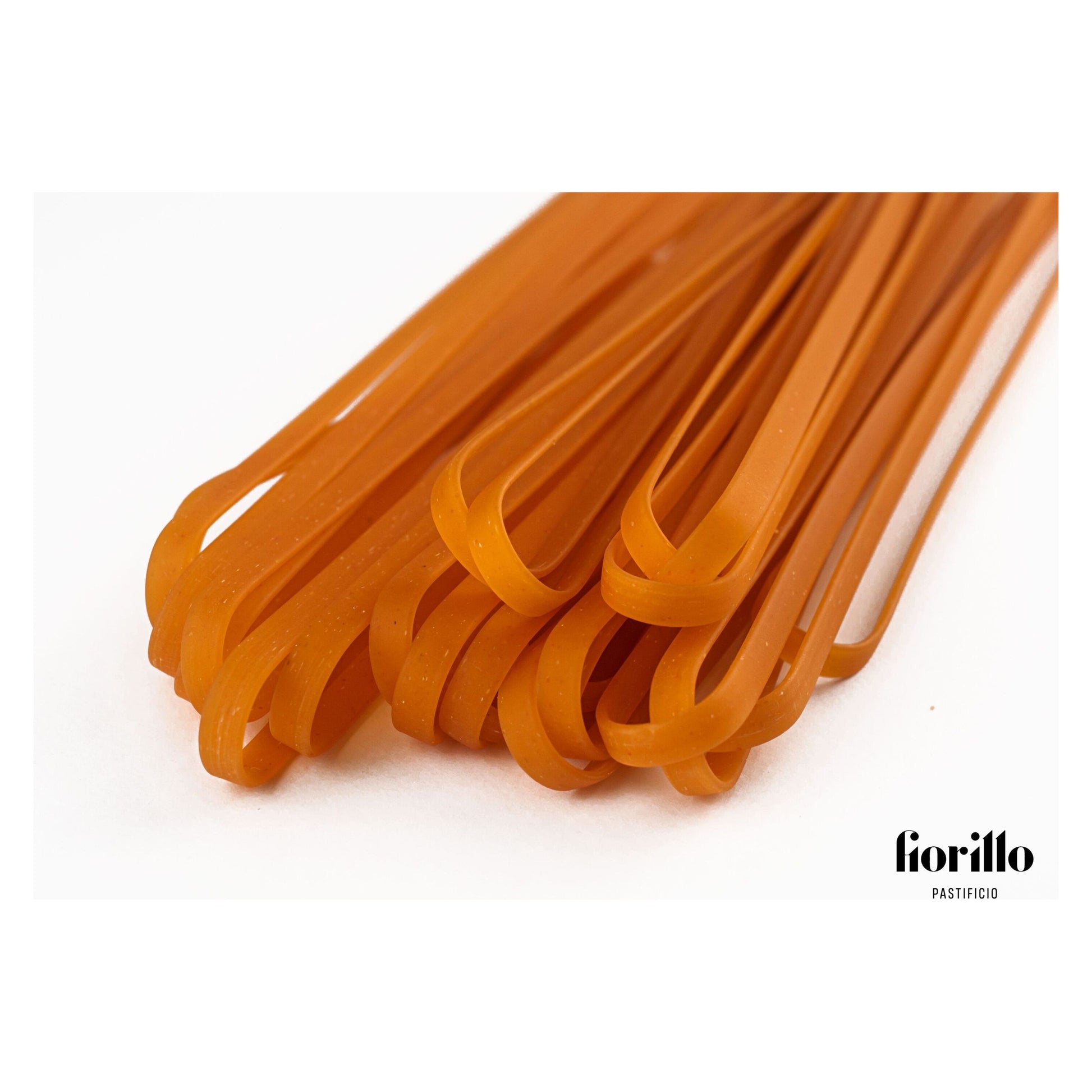 Tagliatelle durumtészta chilipaprikával, Pastificio Fiorillo, 500 g-Pastificio Fiorillo-Sol Deli